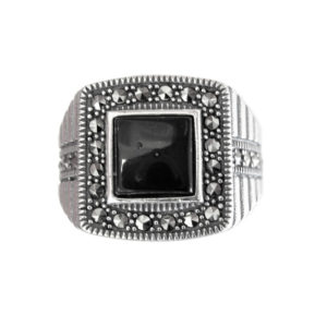 Signet men black stone and small stones ring